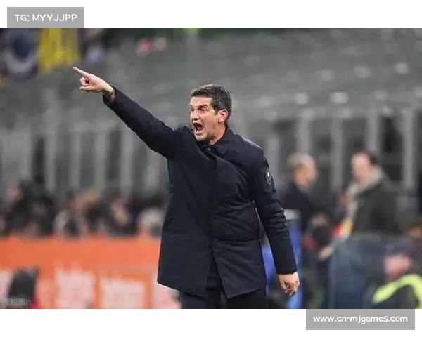 国米客场更衣室准备，齐沃强调传中战术