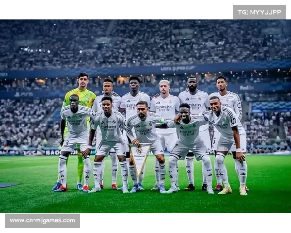 欧冠赛场零下五度,球员热身采用特殊保暖措施 欧冠赛场零下五度,球员热身采用特殊保暖措施